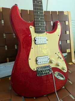 Squier bullet sparkly red