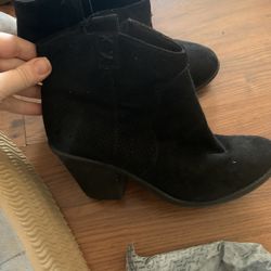 Womens Shoes
