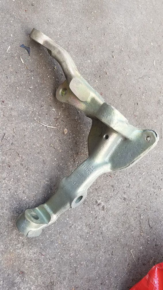 1969 mustang fastback OEM right spindle