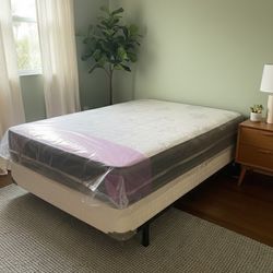 New Queen Mattress And Box Spring 2pc Bed Frame Is Not Included 