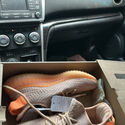 Yeezy Clay 7 In Men 