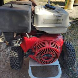 Honda  13 HP Pressure Washer Works Great 