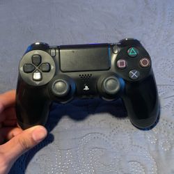 PS4 Controller 