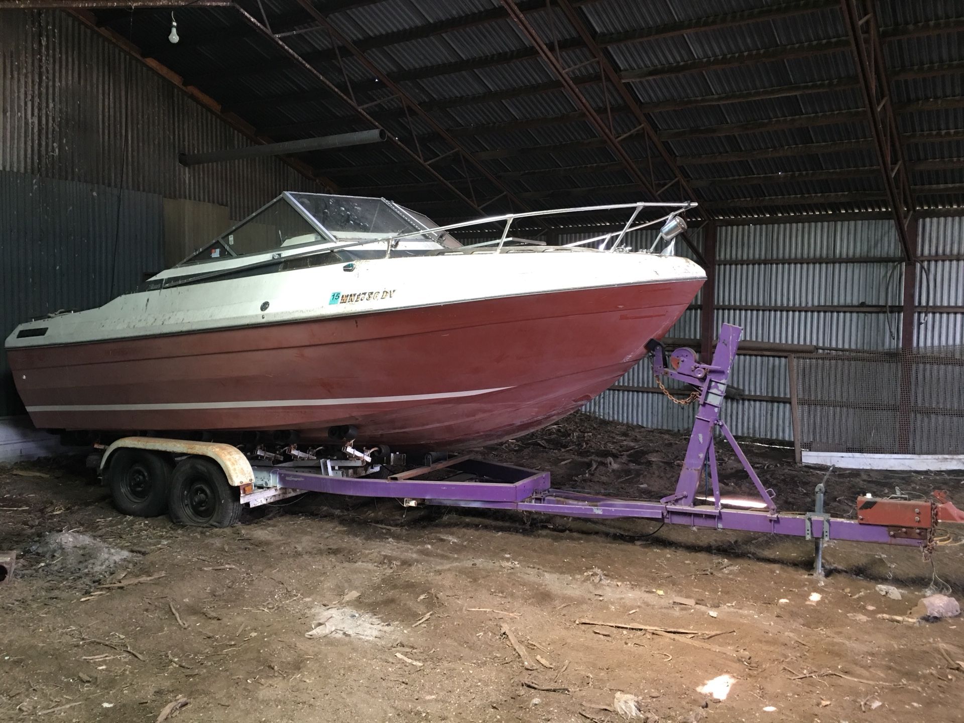 1978 Baylonee Skagit 2250 Sunbridge Cabin Boat w/trailer