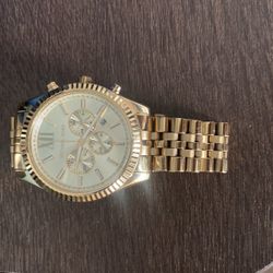 Deal Of The Day $125Michael Kors Watch