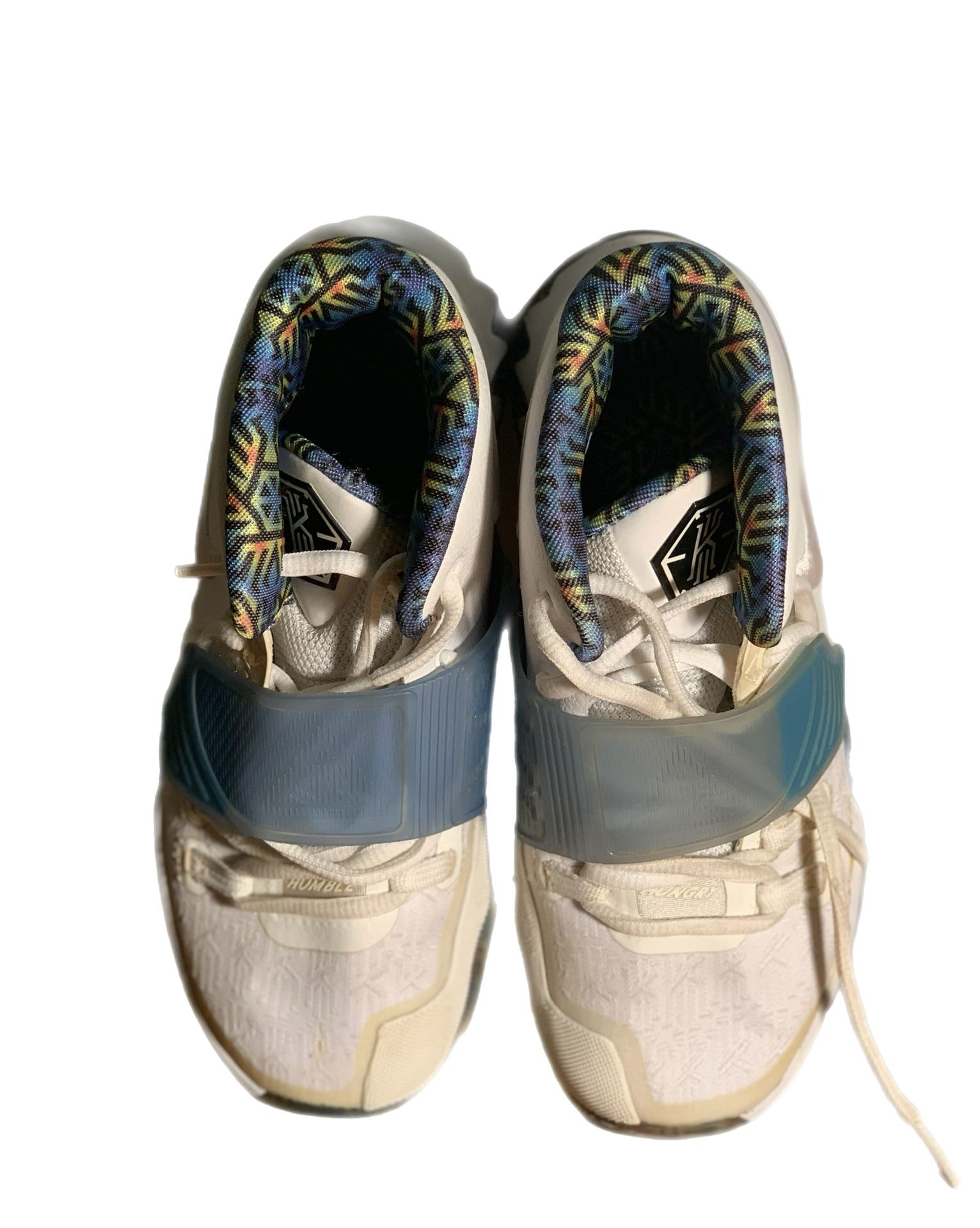 NIKE KYRIE (PS), COLOR: WHITE/WHITE SAPPHIRE, SIZE: 2Y for