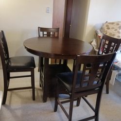 Dining Table  Set With 4 Chairs 
