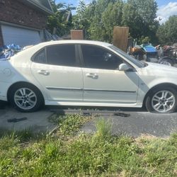 2006 Saab Does Not Run, Leather Interior Good Condition. 