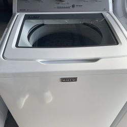 Maytag White Washer Heavy Duty Capacity In Excellent Condition Plus 3 Months Warranty . Delivery Service Available 