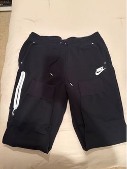 Black Nike Tech Sweatpants XL