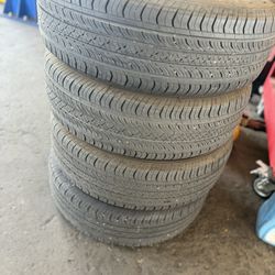 225/65/17 4 Set