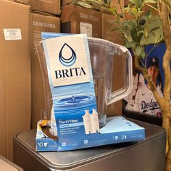 Brita water pitcher with 2 filters