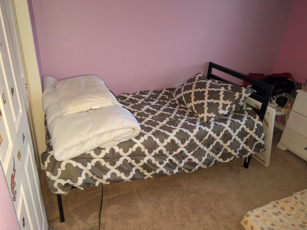 Twin sized Bed Frame For Free