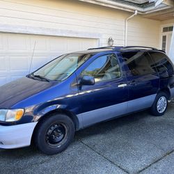 2002 Toyota Sienna