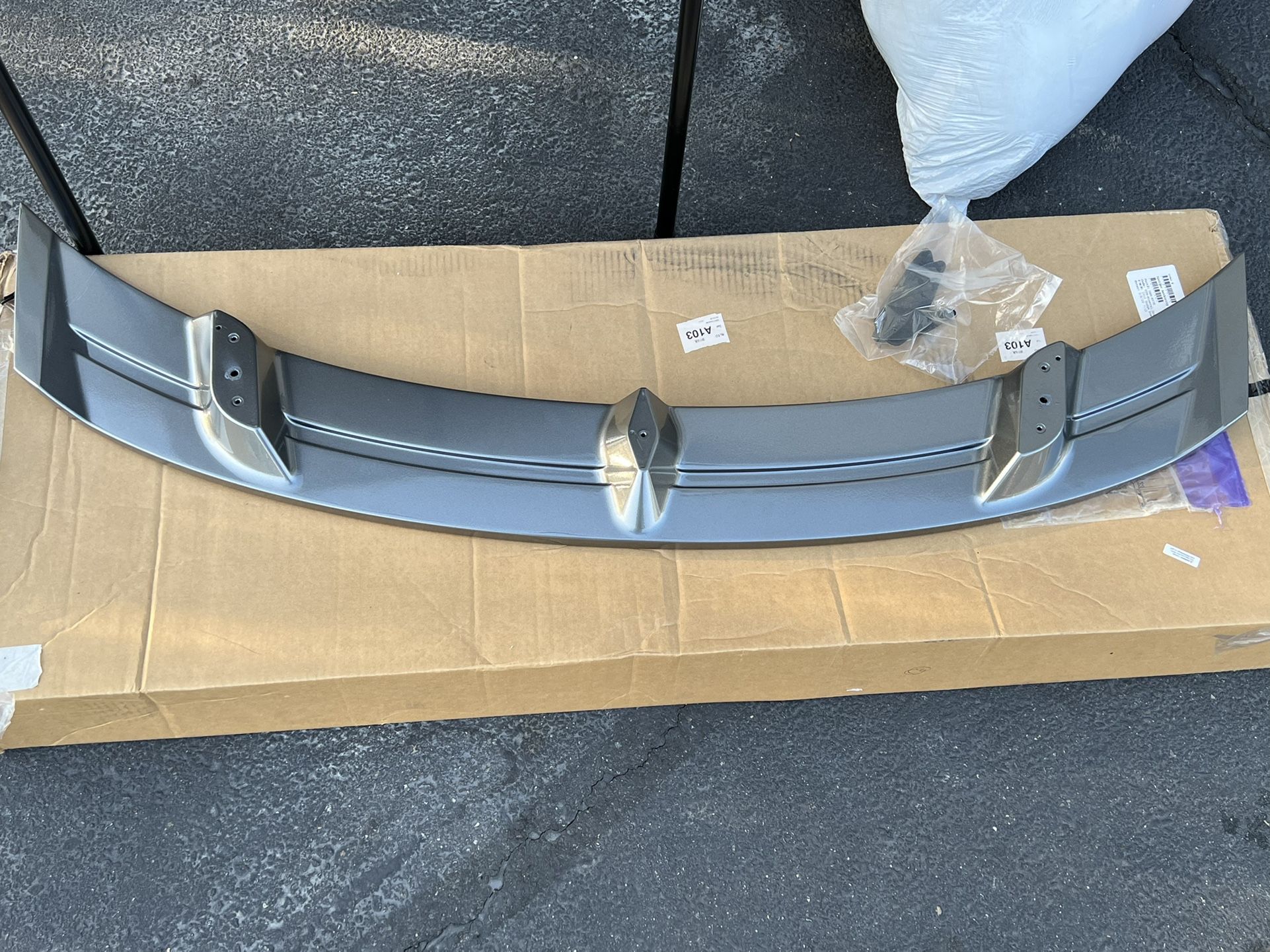 Dodge Advenger 2012 Rear Spoiler