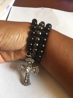 Newly handcrafted 3 stranded beaded bracelets. Hematite & Onyx