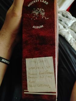 Upper Deck and Fleer 1996/1997 Hockey Cards Over 500 Cards Mint Condition