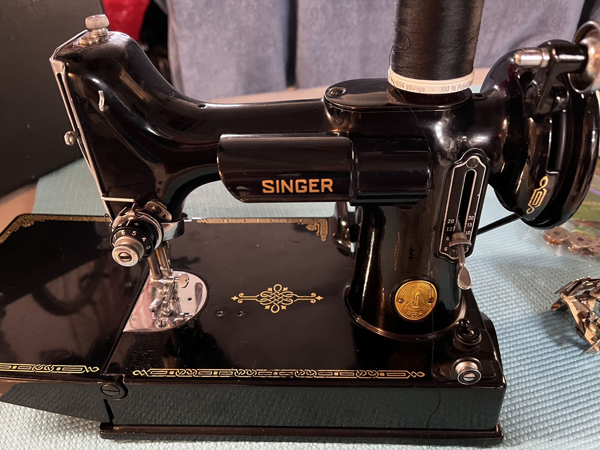 Singer Sewing Machine