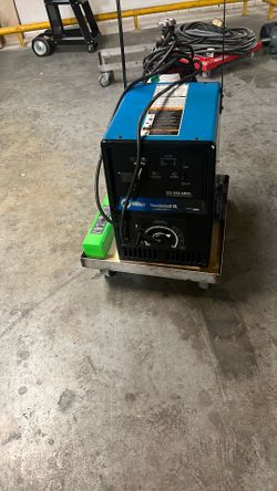 Planta De Soldar De Electrodo Miller Thunderbolt XL 225 Max Amos
