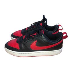 Nike Boroughs Low, Red, Black, and Size 6