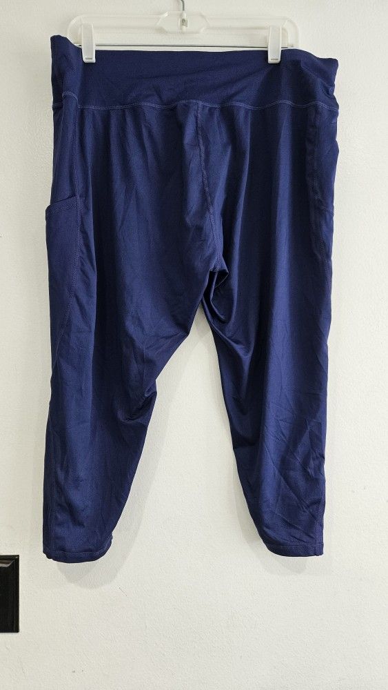 Navy Capri Pant leggings size 3XL