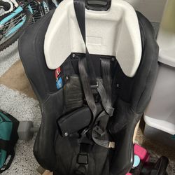 Nuna Convertible Car Seat