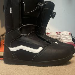 Size 10.5 Vans Snowboarding Boots