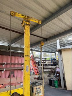 Hoist R250