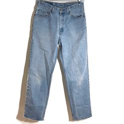 Levi’s Light Wash Denim Jeans