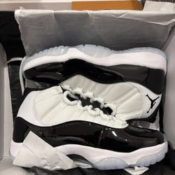 Jordan 11 Concord High Size 8