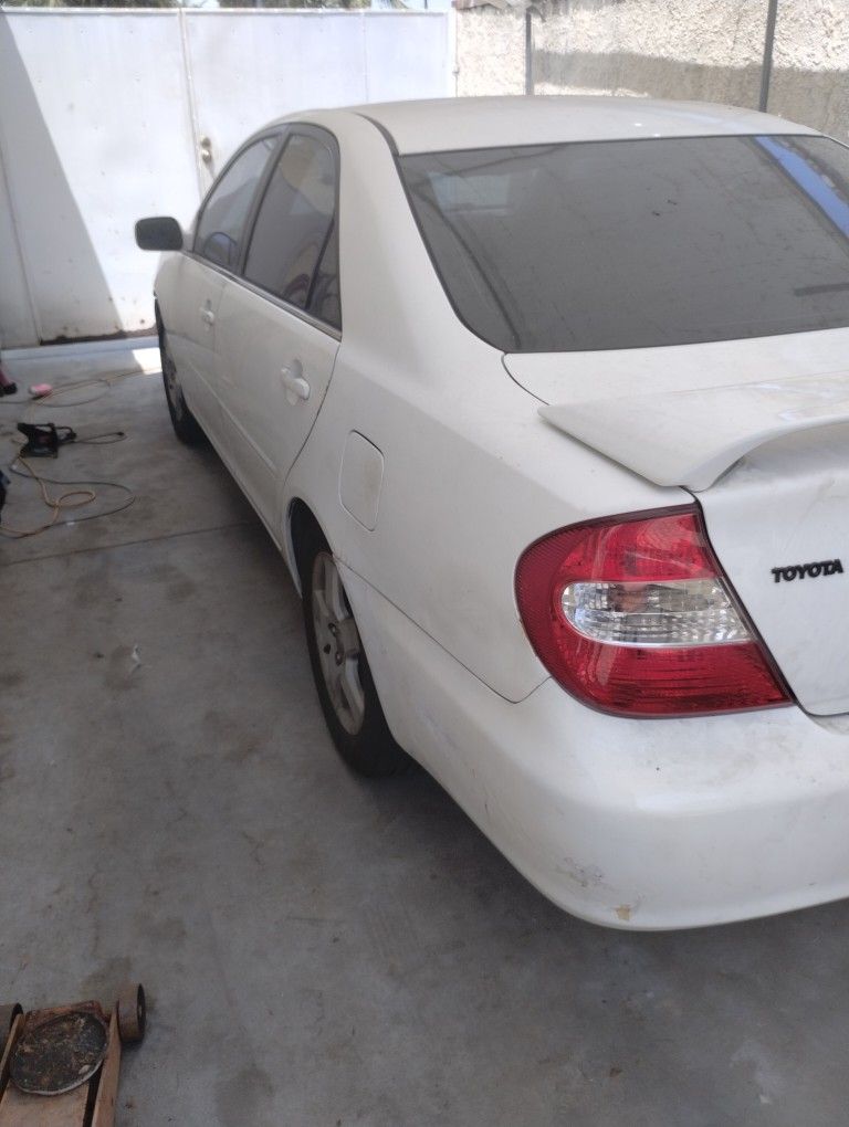 2002 Toyota Camry SE V6