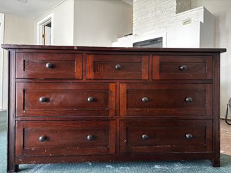 Kid’s 7 Drawer Dresser