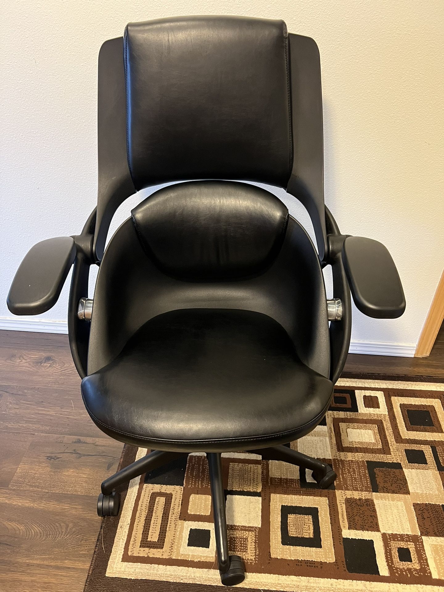 all33 BackStrong C1 Task Chair