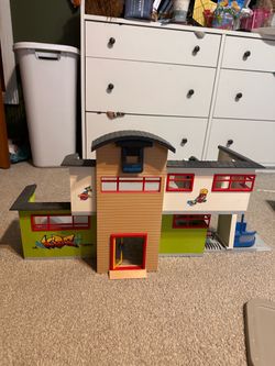 Play mobile big set. School