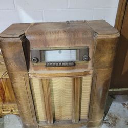 Old Radio