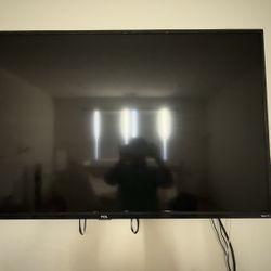 TCL ROKU TV  with Mount