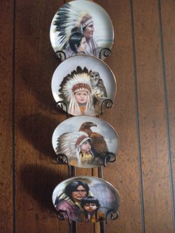 Native Collection 9 Gold Plated Plates 