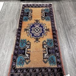 Hand Made Wool Small Rug