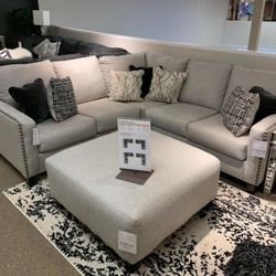 Hallenberg 2 Pieces Sectional With Ottoman By Ashley 