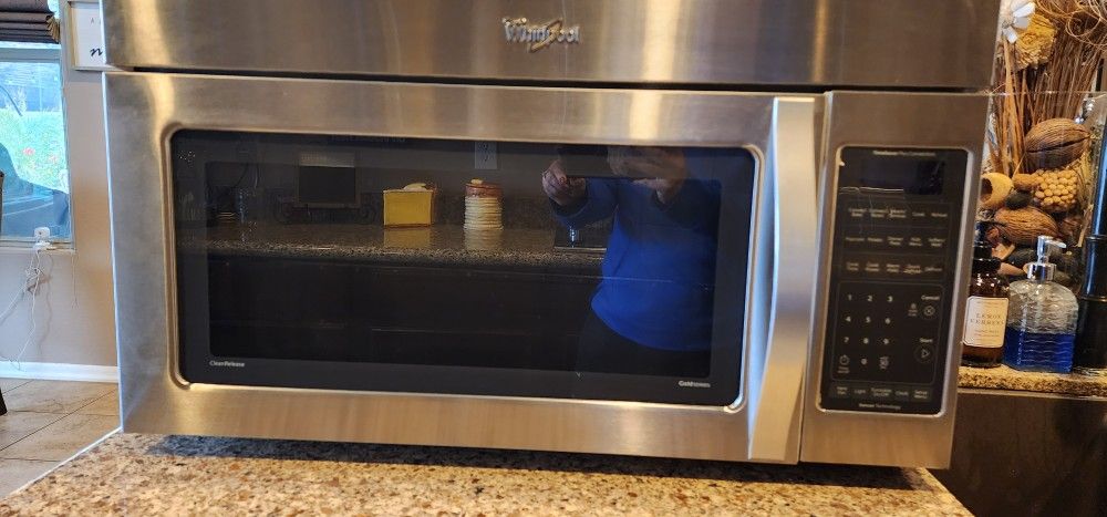Whirlpool Gold Stainless ABOVE RANGE Microwave READ DESCRIPTION
