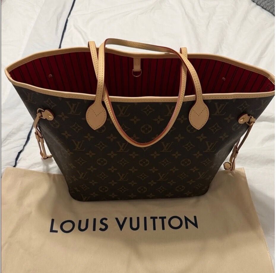 Loui Vuitton Bag