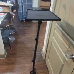 Stand Laptop Tripod - Portable Tripod