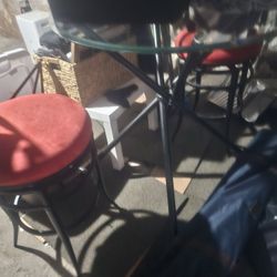 Bar TABLE And Chairs