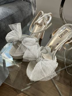 Silver Badgley Mischka Platform sandals 