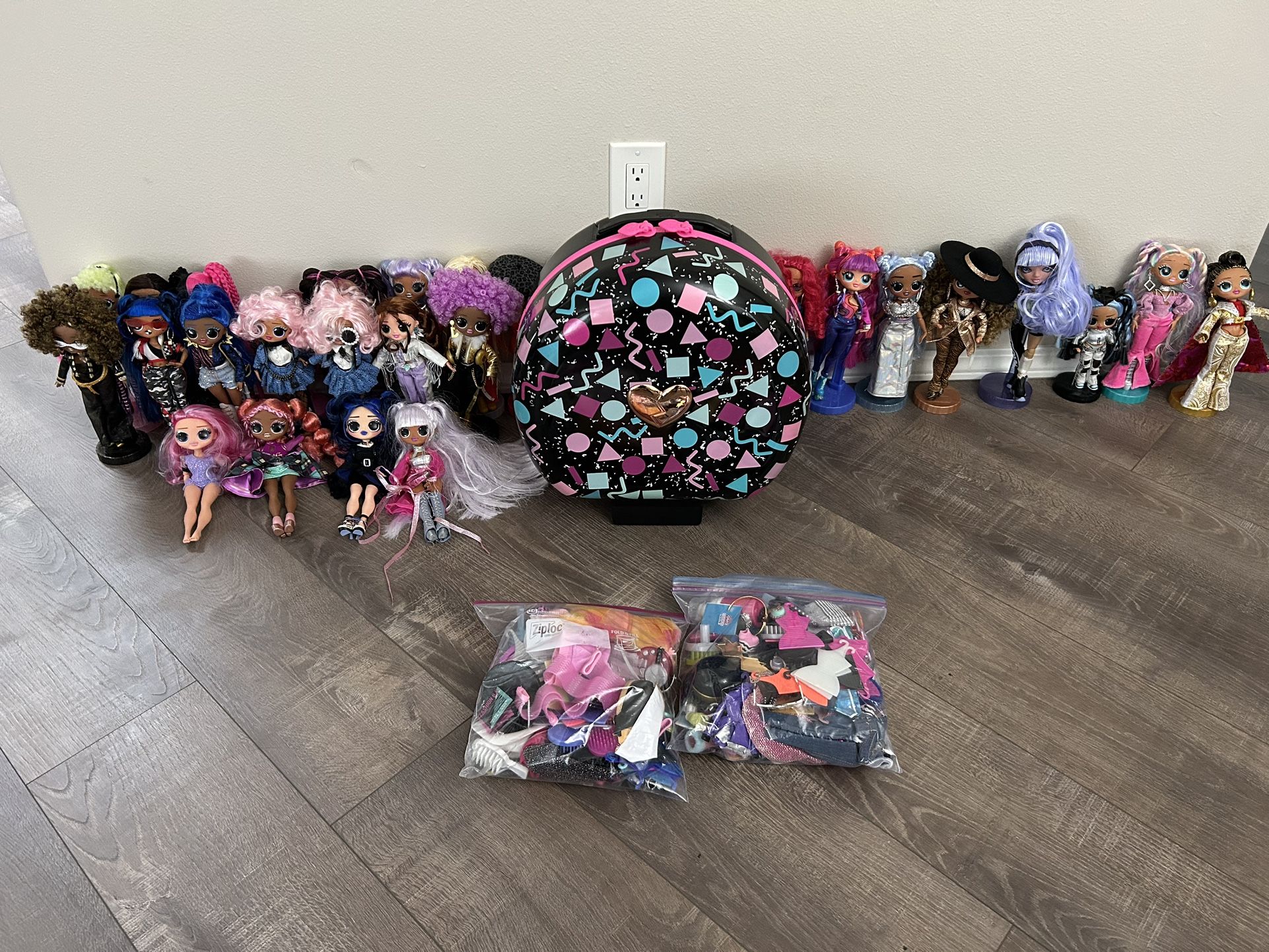 Price Reduced - LOL OMG Doll LOT - With Loads Of Accessories