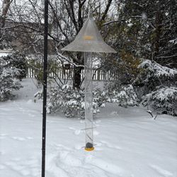 Bird Feeder -Thistle -With a Dome Cover