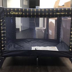 Graco Portable Babie Crib