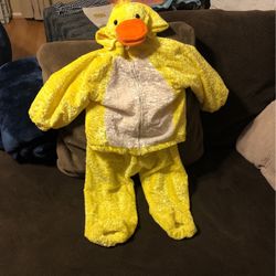      Duck Costume  Ages 2 to 4