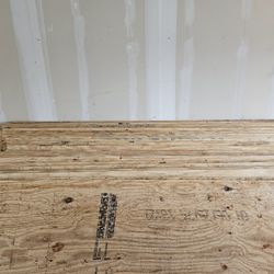 Plywood 
