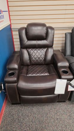 Power Recliner - Brand New